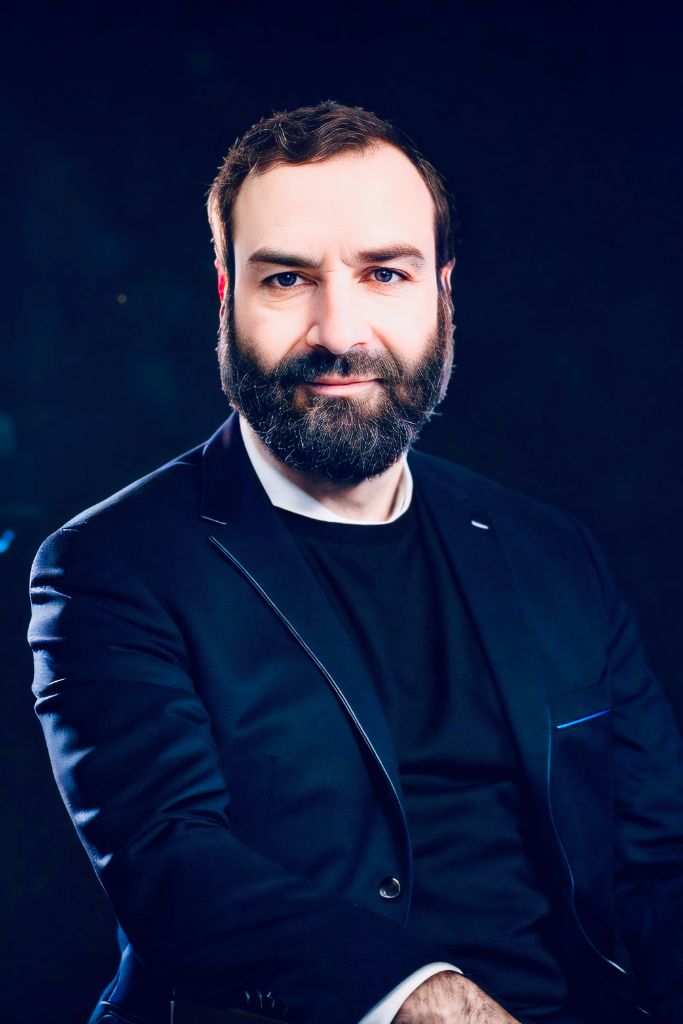 Dovid Gurevich, Founder & Managing Principal of Holding Advisory